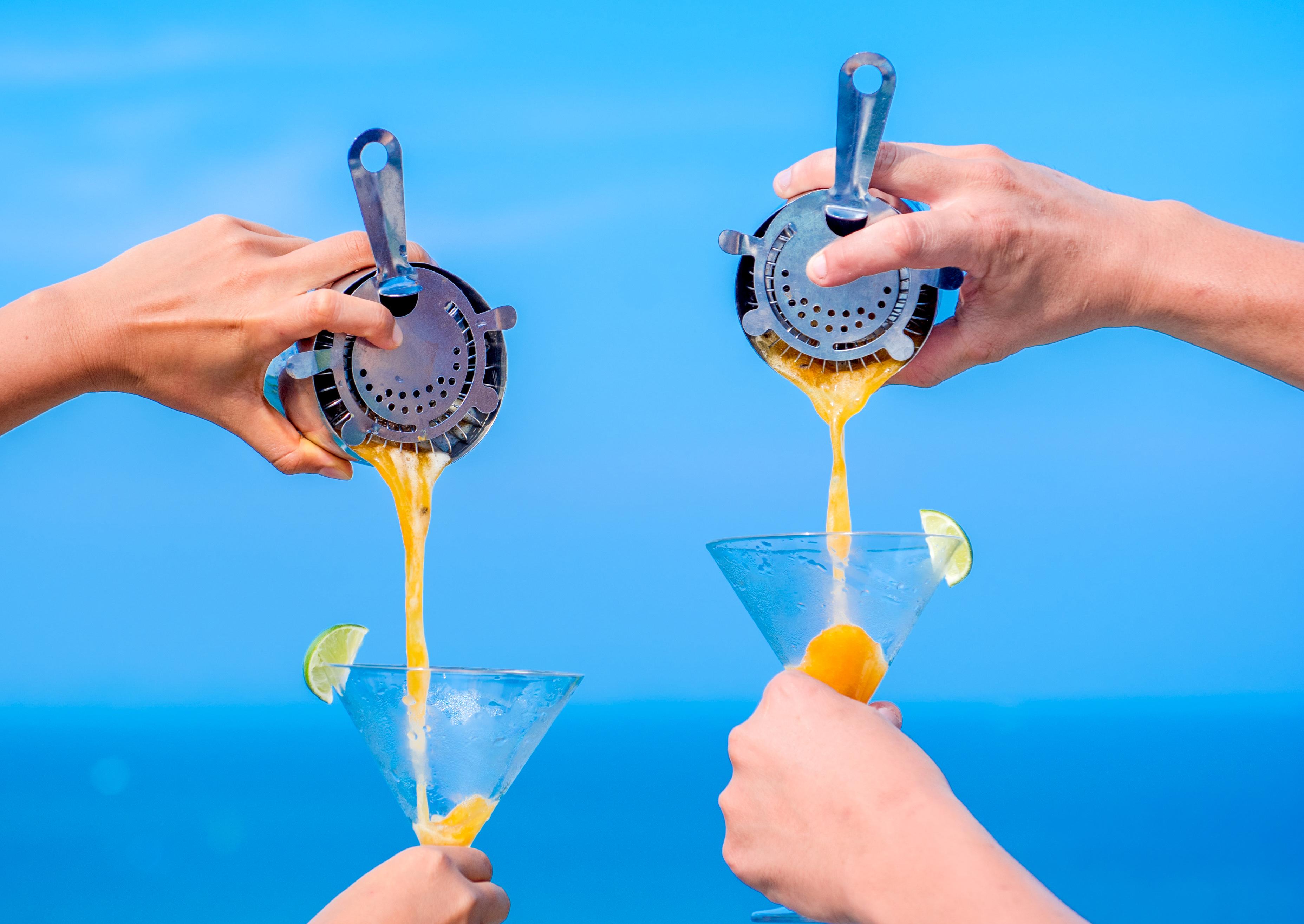 Sri Panwa Phuket Luxury Pool Villa Hotel - Sha Plus Eksteriør billede Straining a cocktail through a strainer